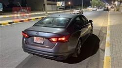 نيسان ألتيما